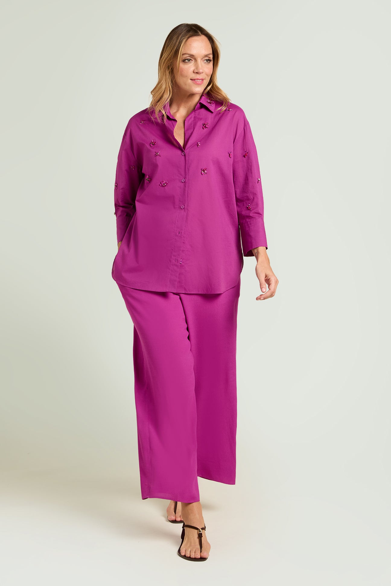 CAMICIA IN VOILE DI COTONE RICAMATA A MANO