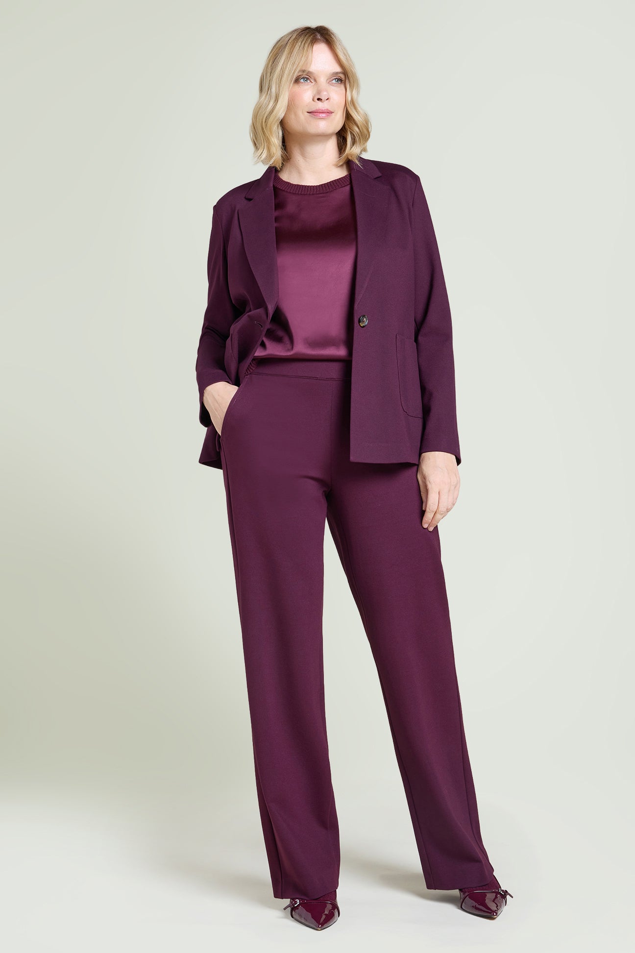 PANTALONI PULL-ON AMPI IN PUNTO MILANO