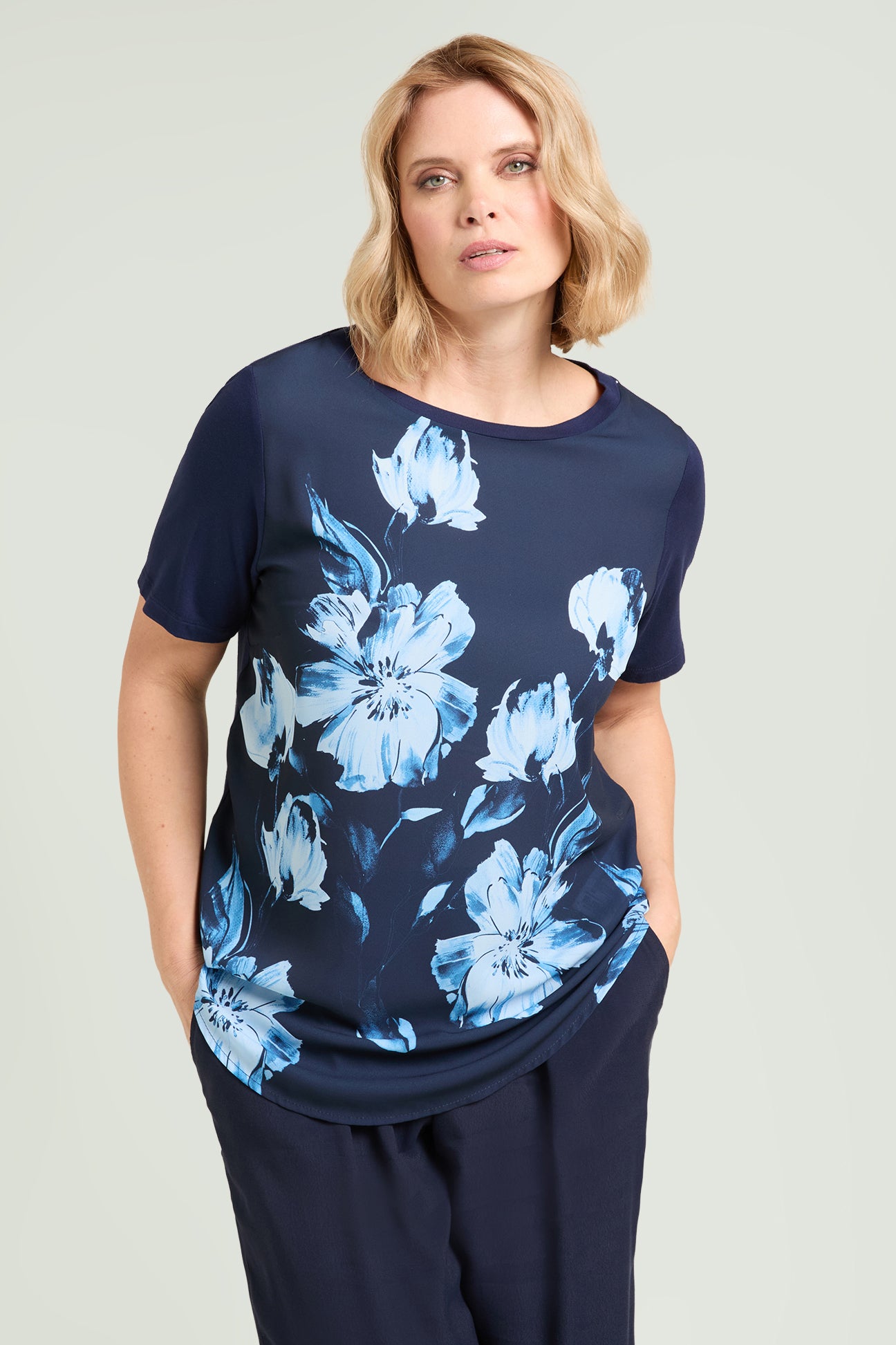 T-SHIRT STAMPATA
