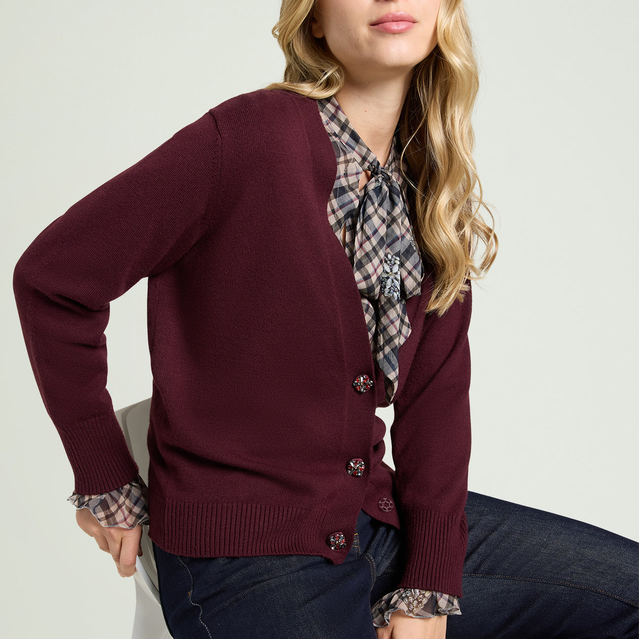 CARDIGAN CON BOTTONI RICAMATI