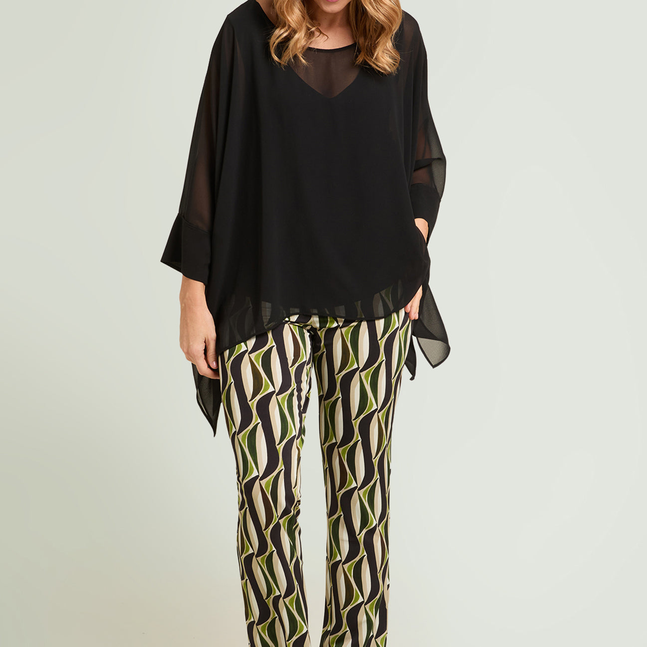 PANTALONI PULL-ON STAMPATI IN JERSEY PIQUET
