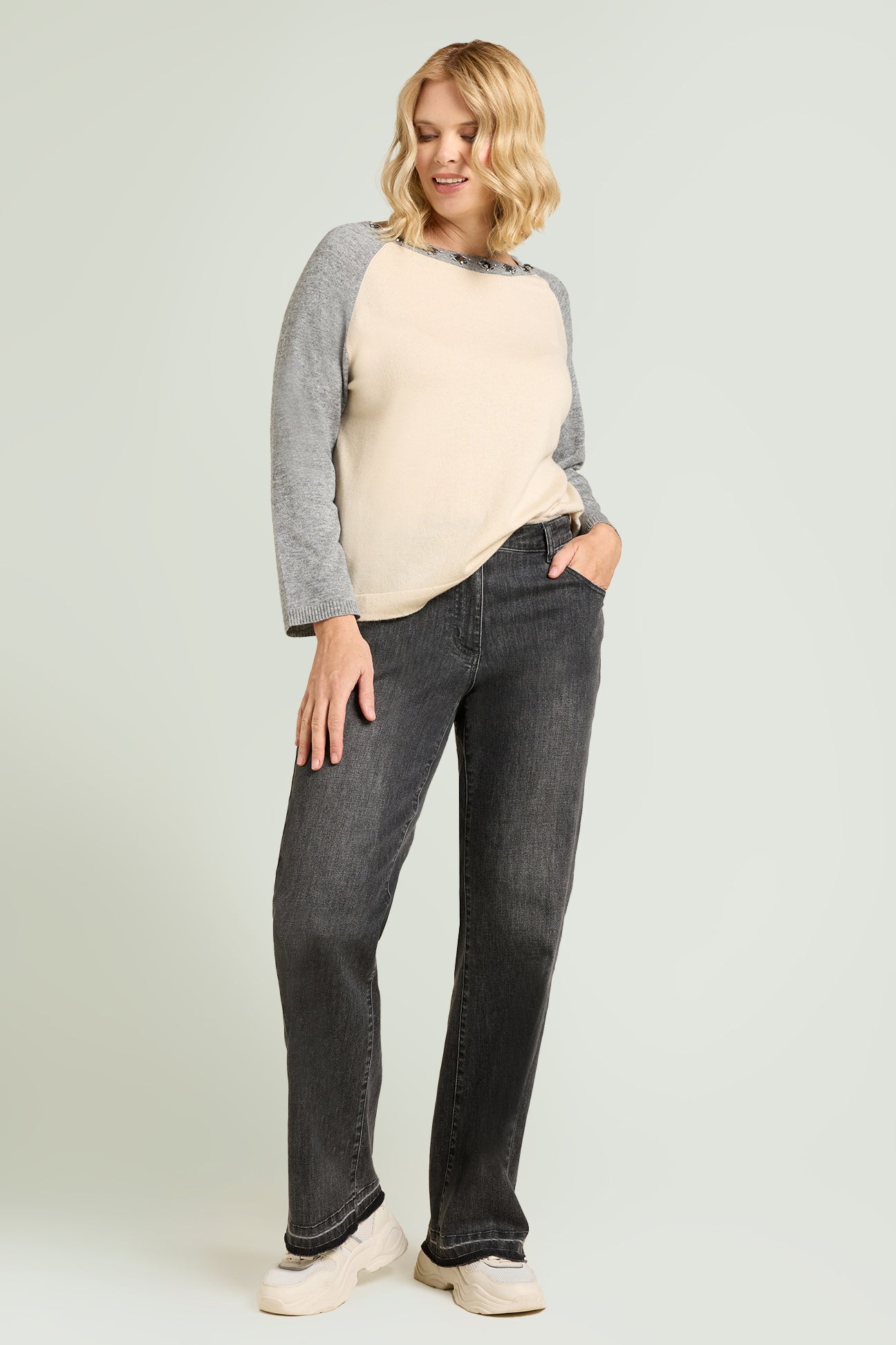 MAGLIA MISTO CASHMERE RICAMATA A MANO