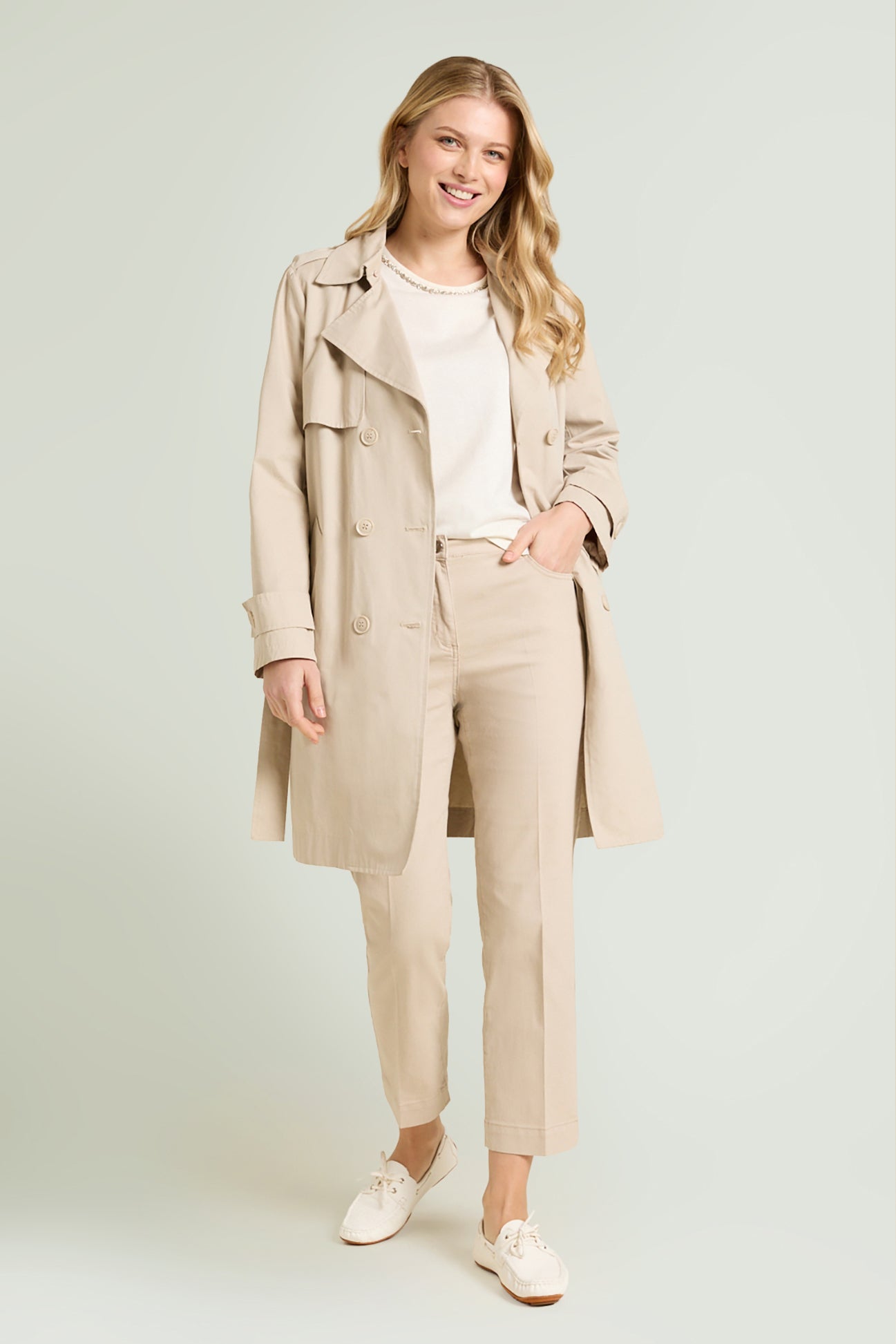 PANTALONI KICK FLARE IN DRILL