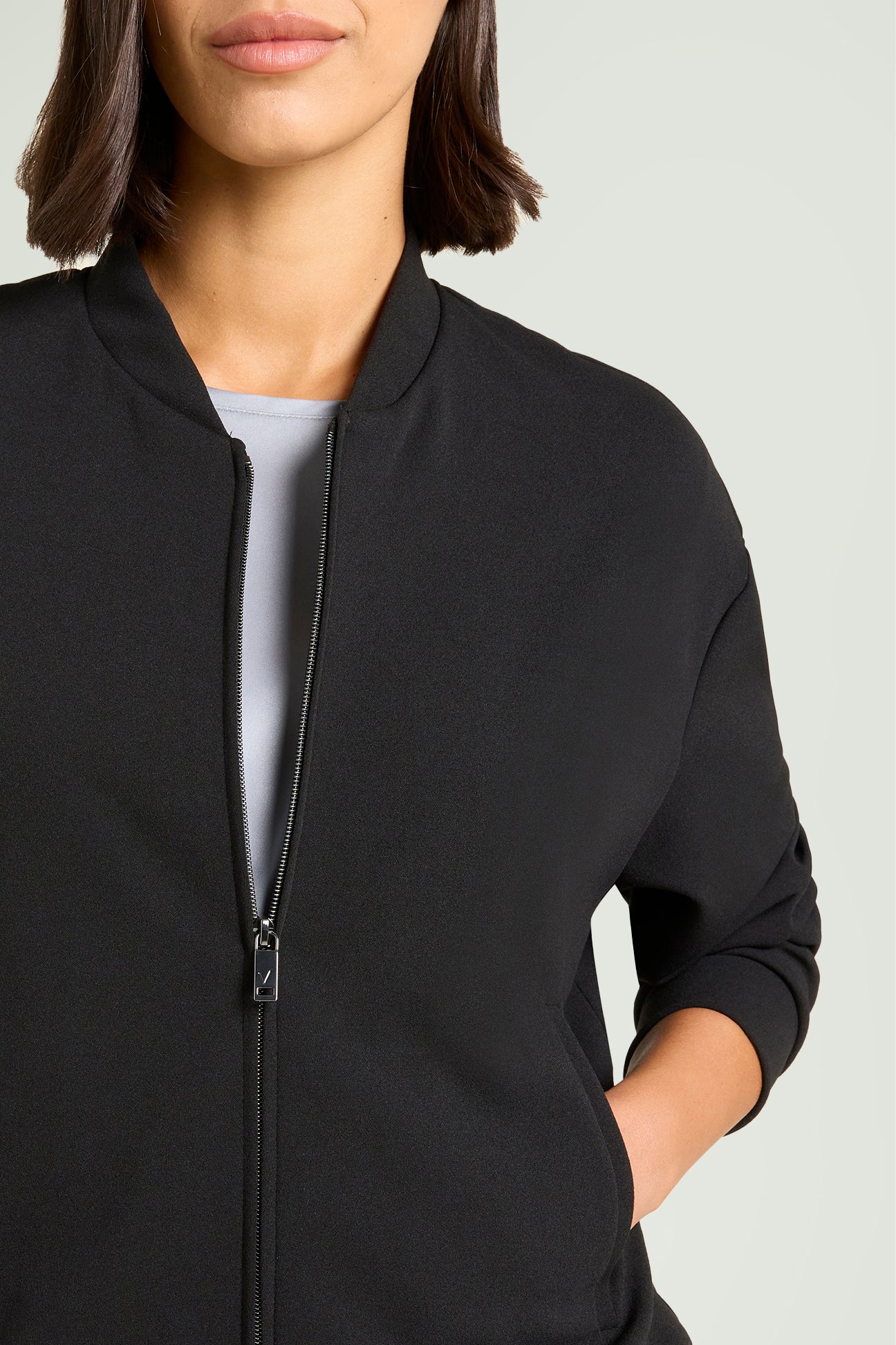 BOMBER IN SCUBA CREPE