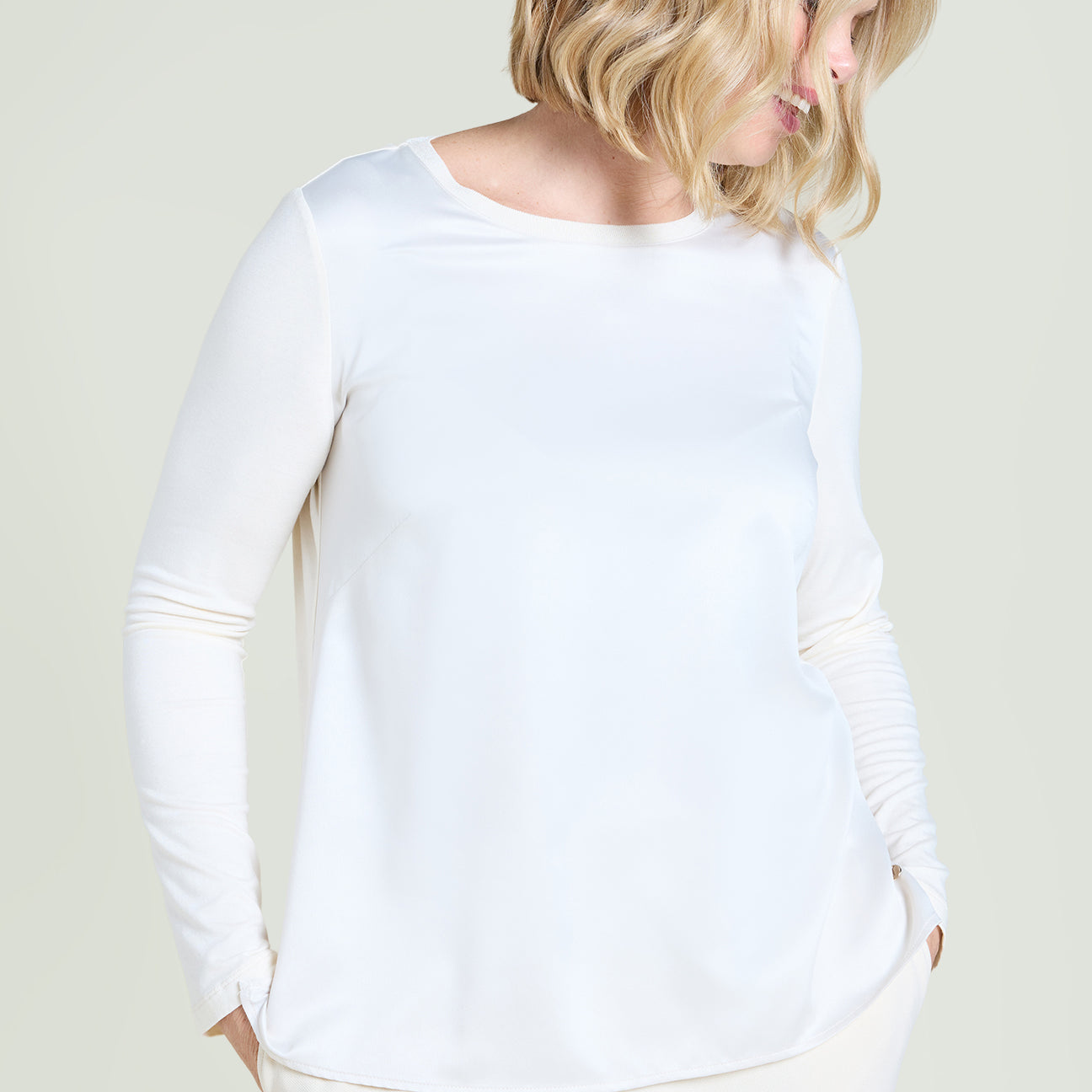 T-SHIRT IN RASO E JERSEY