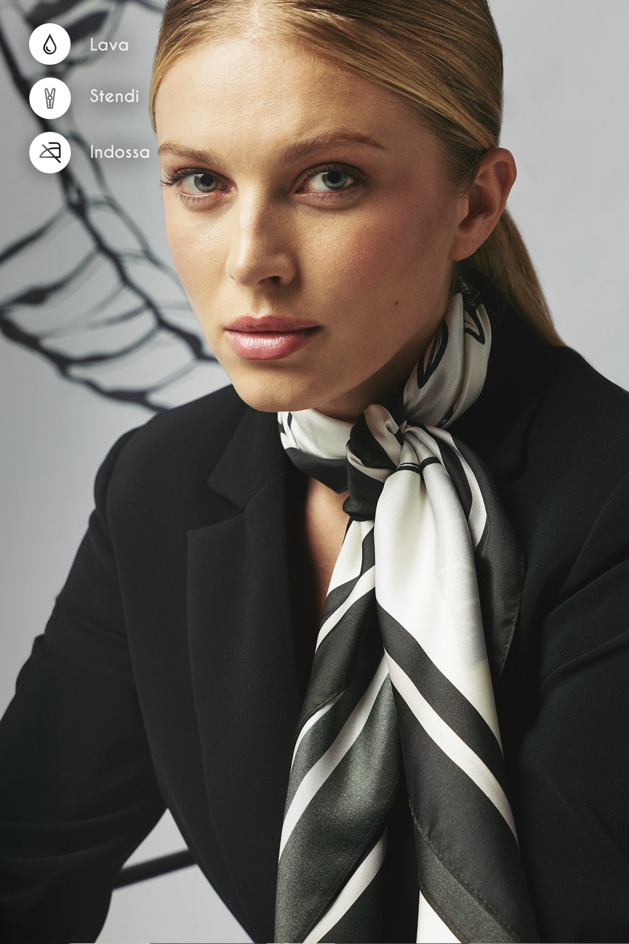 FOULARD STAMPATO IN PURA SETA