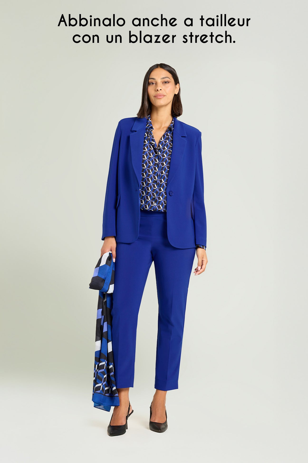 PANTALONI PULL-ON SKINNY IN COMPATTO STRETCH