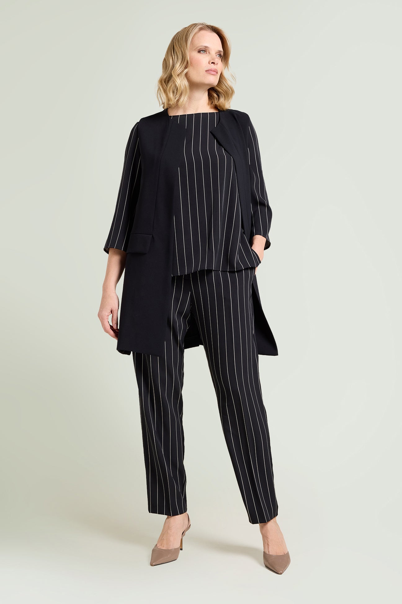 PANTALONI A SIGARETTA IN CADY GESSATO