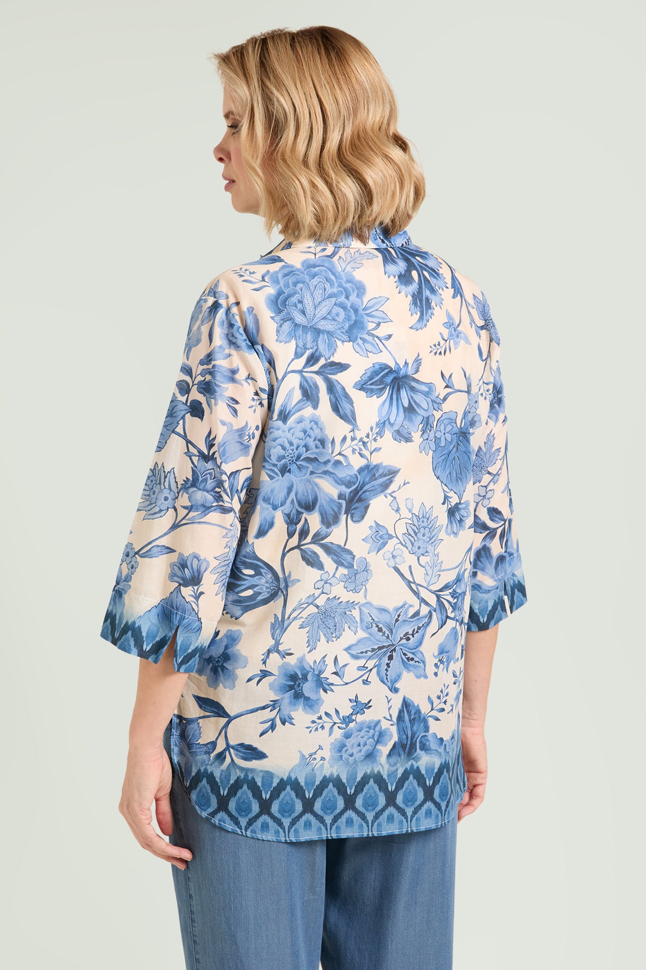 CAMICIA IN MUSSOLA STAMPATA