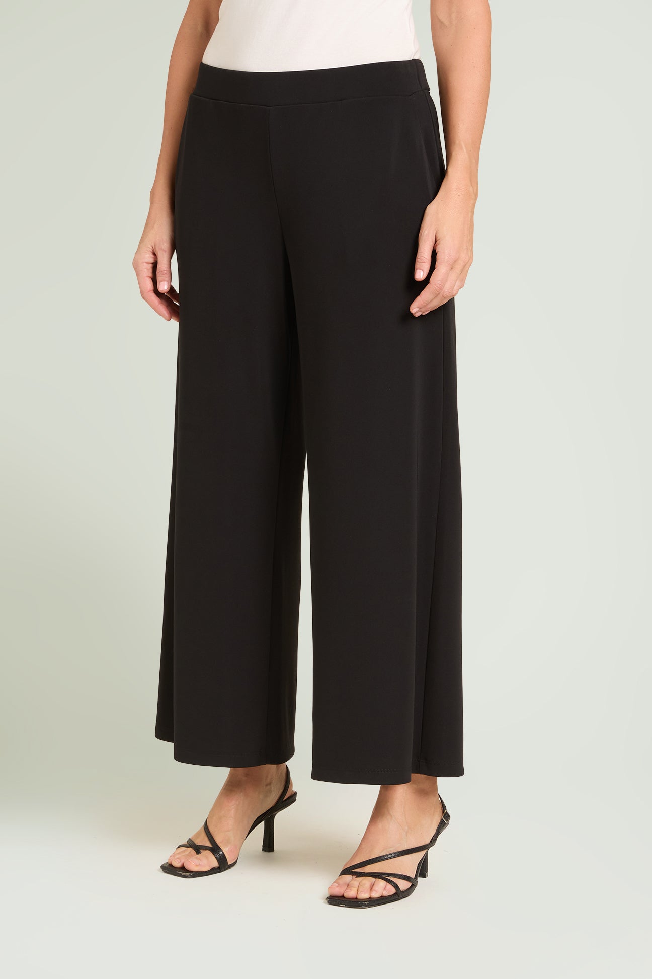 PANTALONI PULL-ON CROPPED IN JERSEY FLUIDO