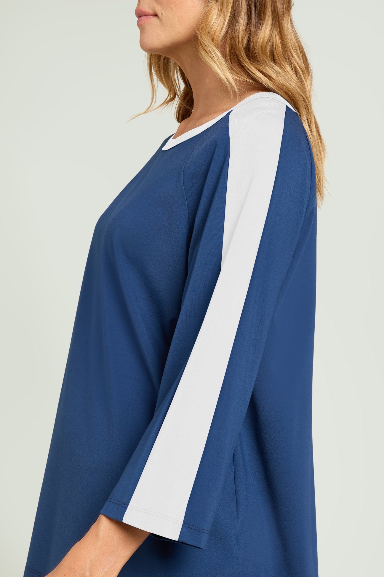 FELPA IN TECNOVISCOSA  CON BANDE LATERALI