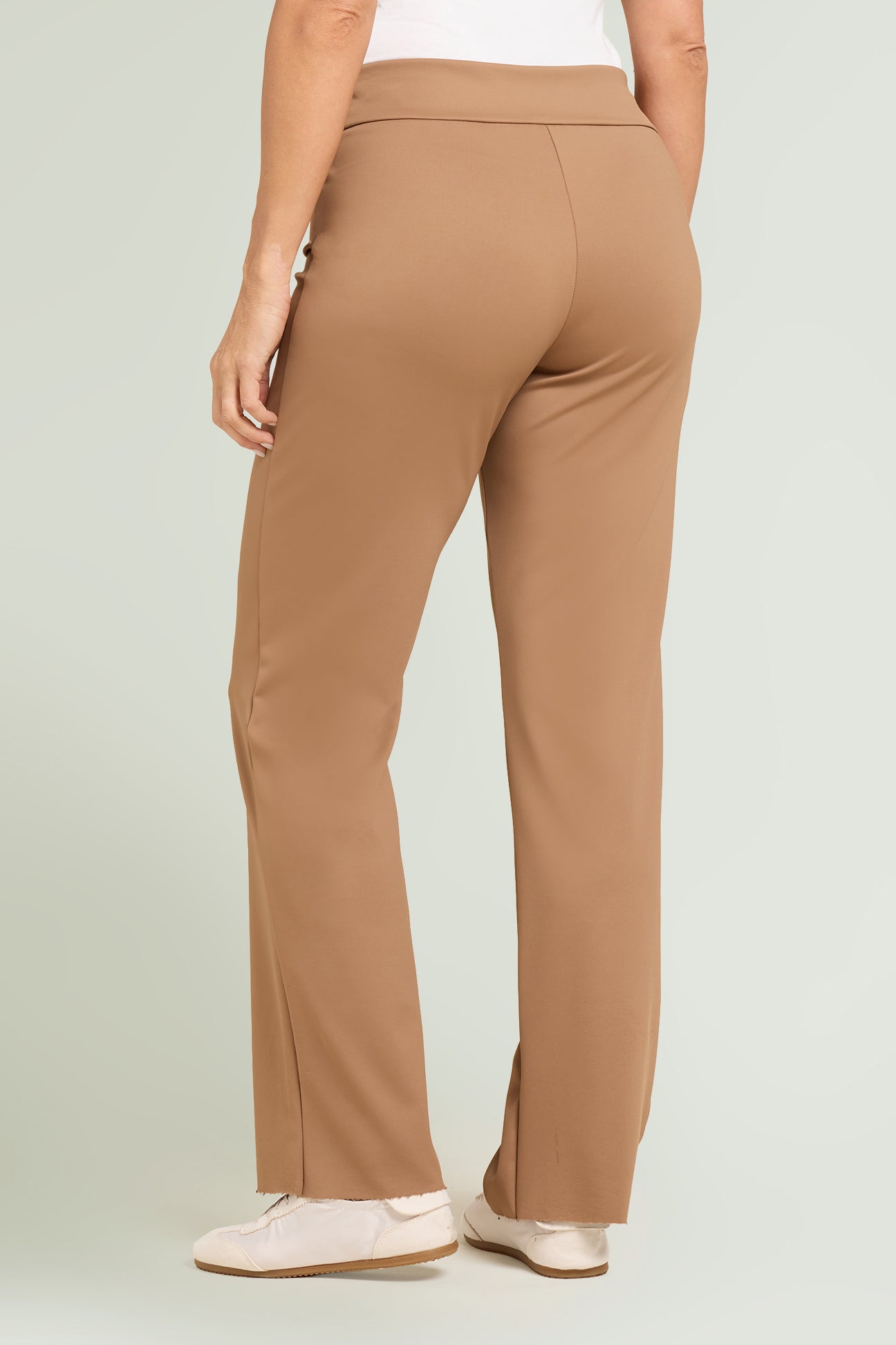 PANTALONI PULL-ON DRITTI IN TECNO-STRETCH