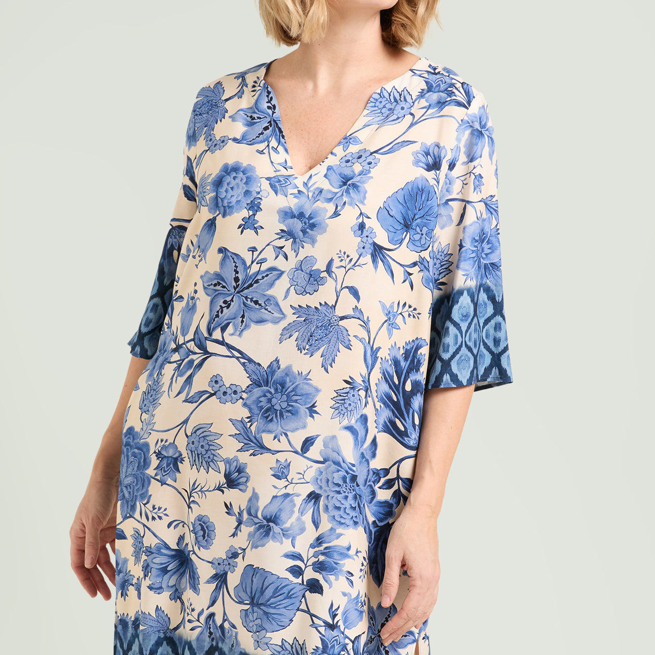 ABITO CAFTANO IN GIAVANESE STAMPATA