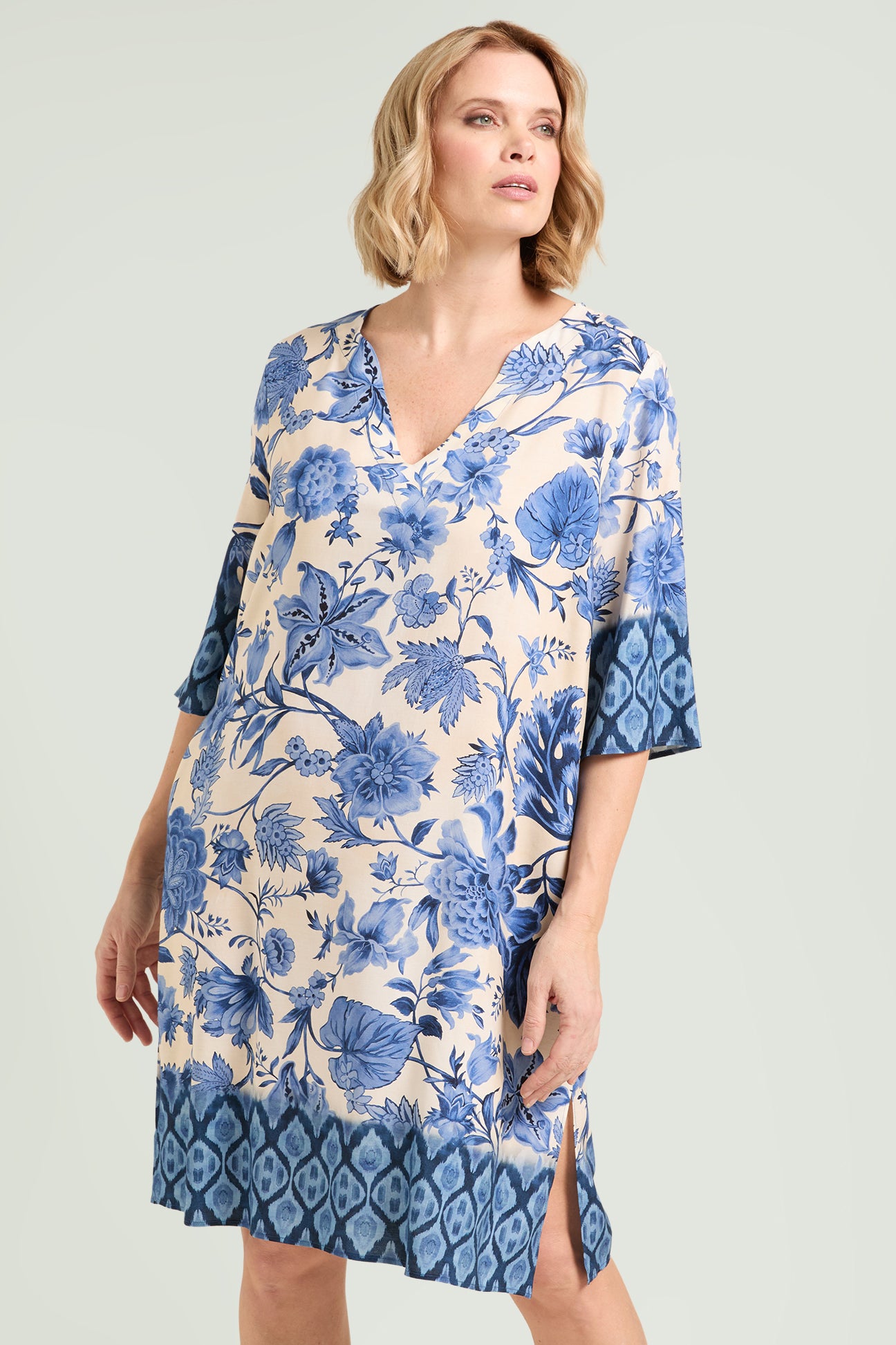 ABITO CAFTANO IN GIAVANESE STAMPATA