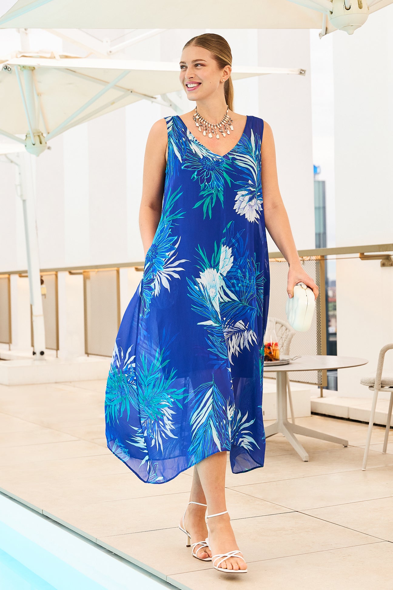 ABITO STAMPATO IN GEORGETTE CON STOLA