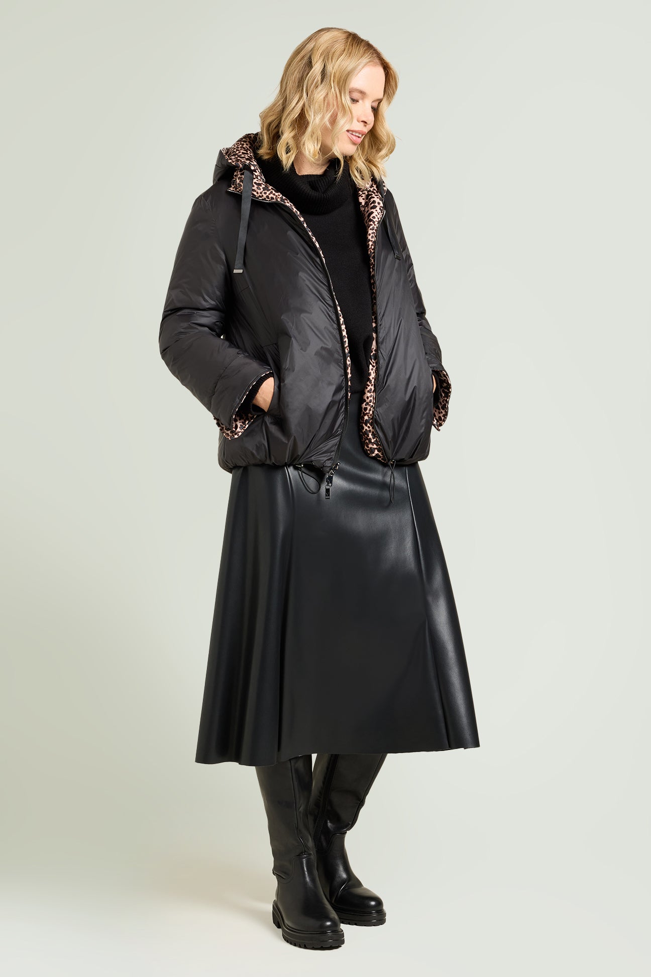 GONNA SVATATA IN TESSUTO SPALMATO