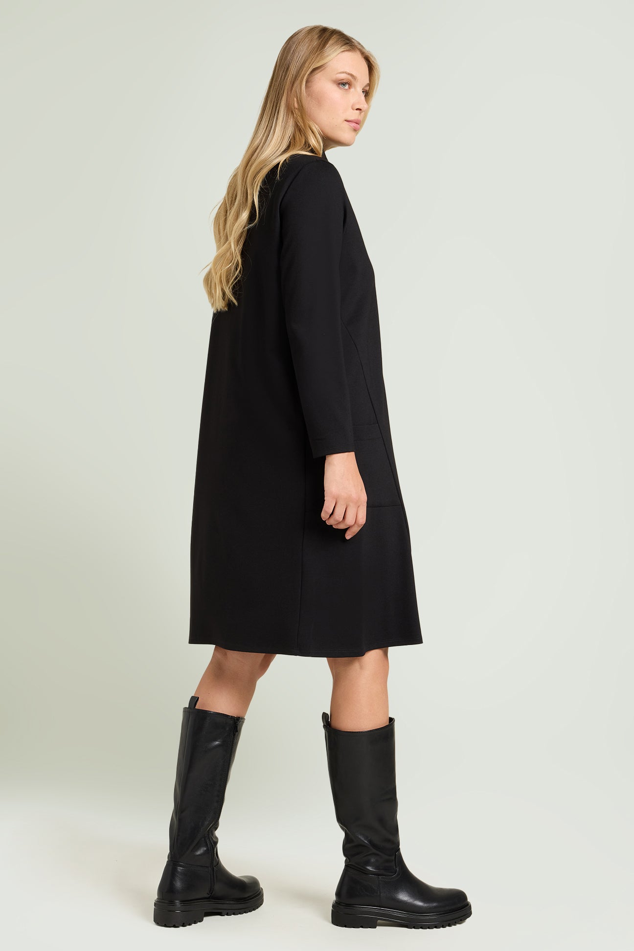 ABITO SVASATO IN PUNTO MILANO