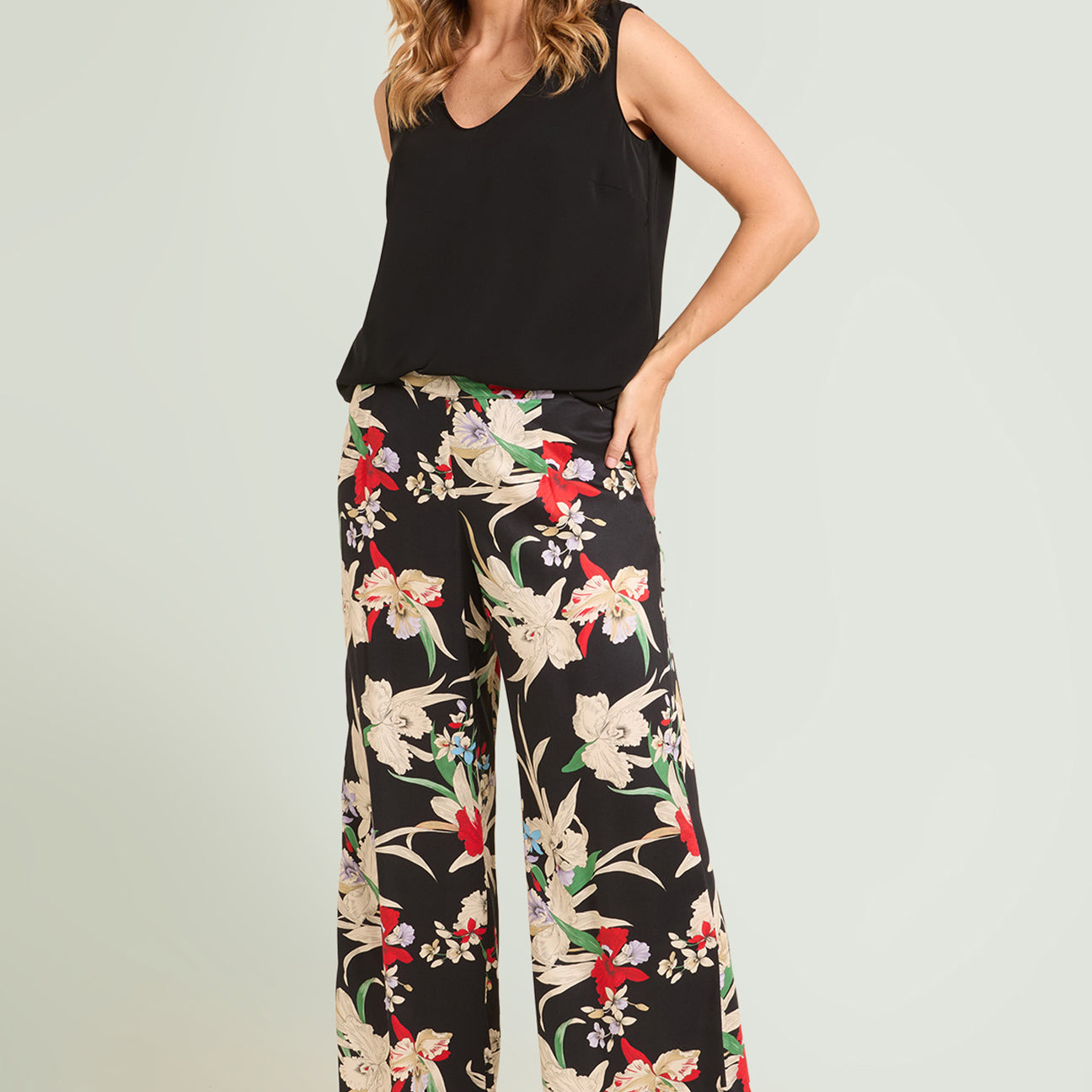 PANTALONI IN SATIN STAMPATO