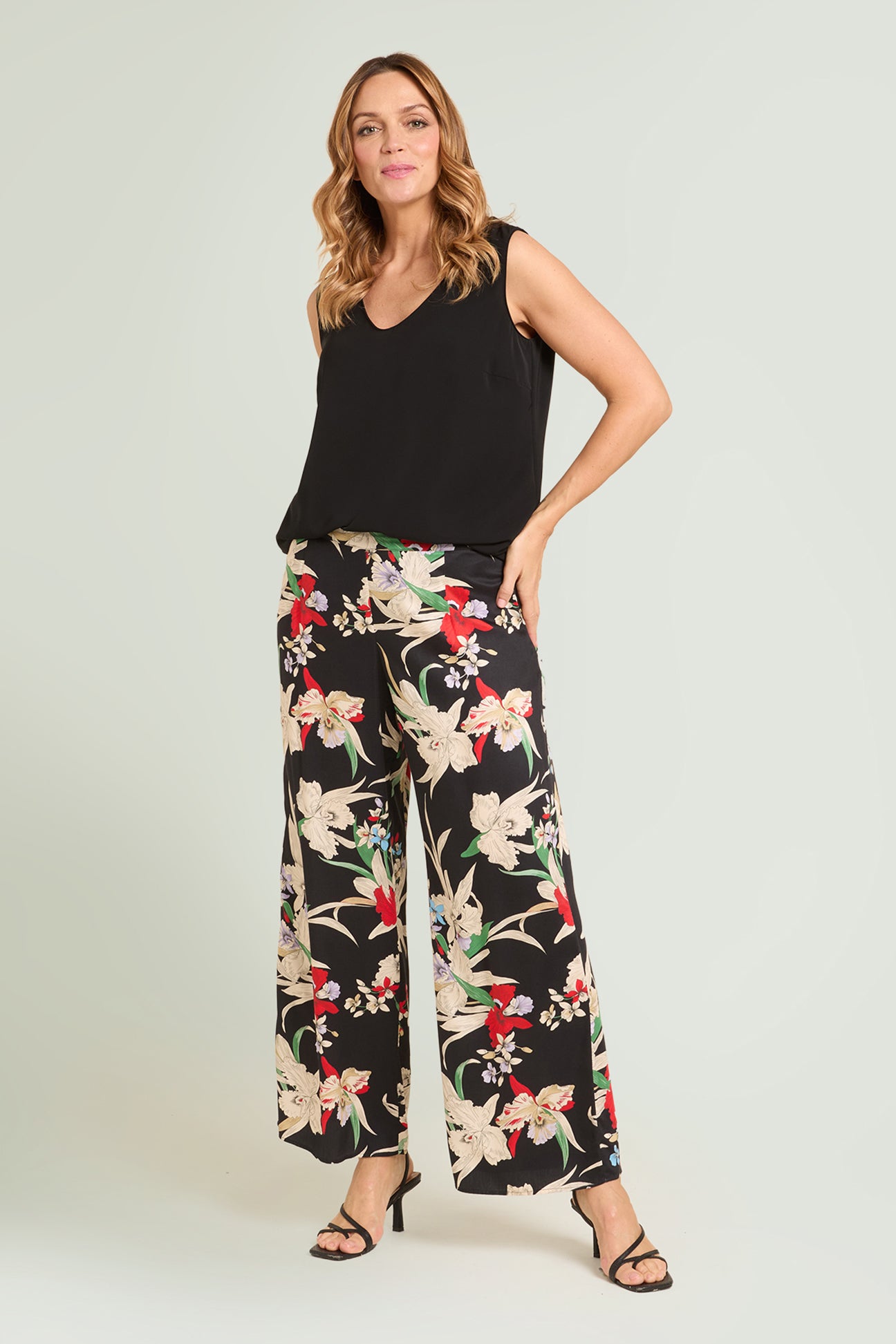 PANTALONI IN SATIN STAMPATO