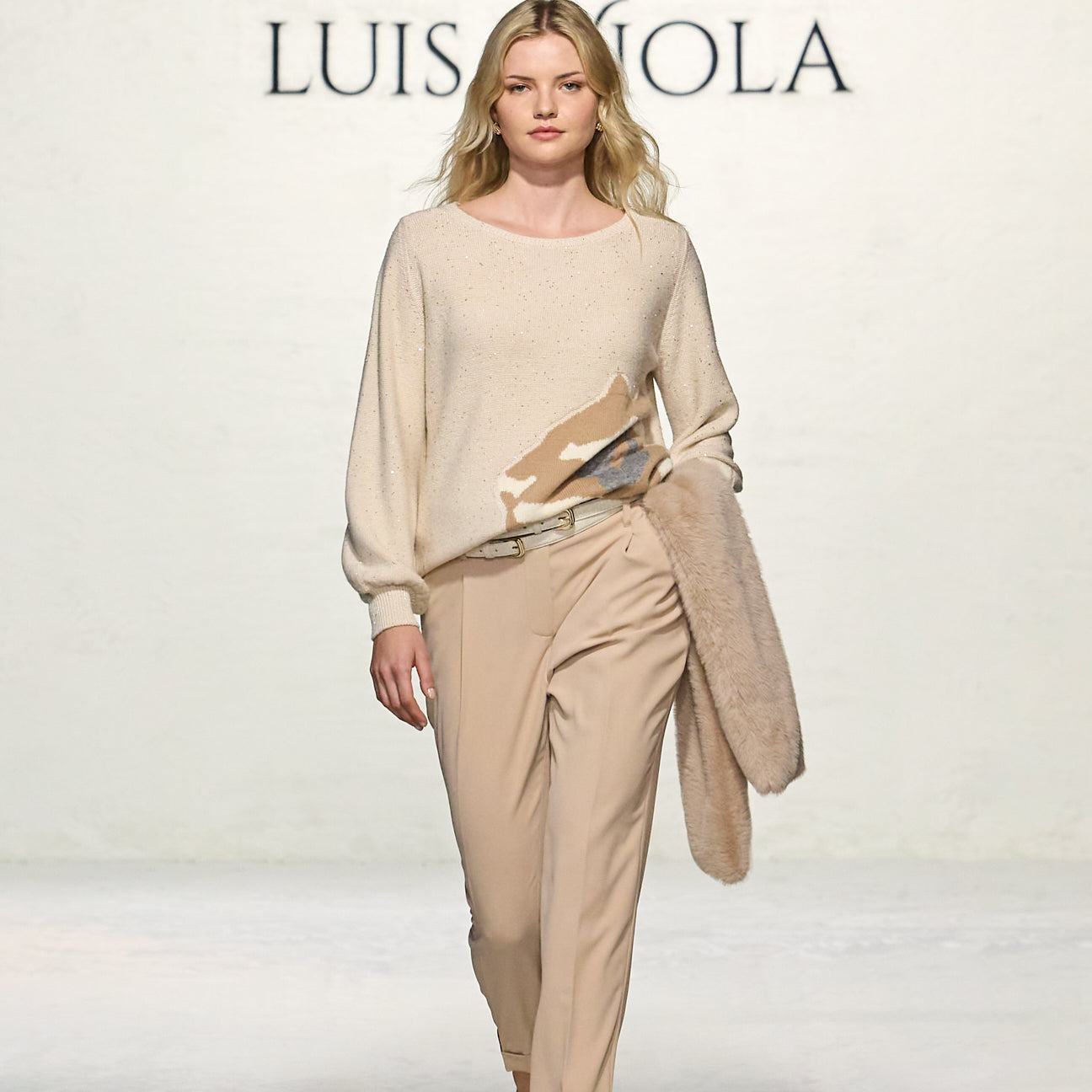 MAGLIA CON INTARSIO ANIMALIER
