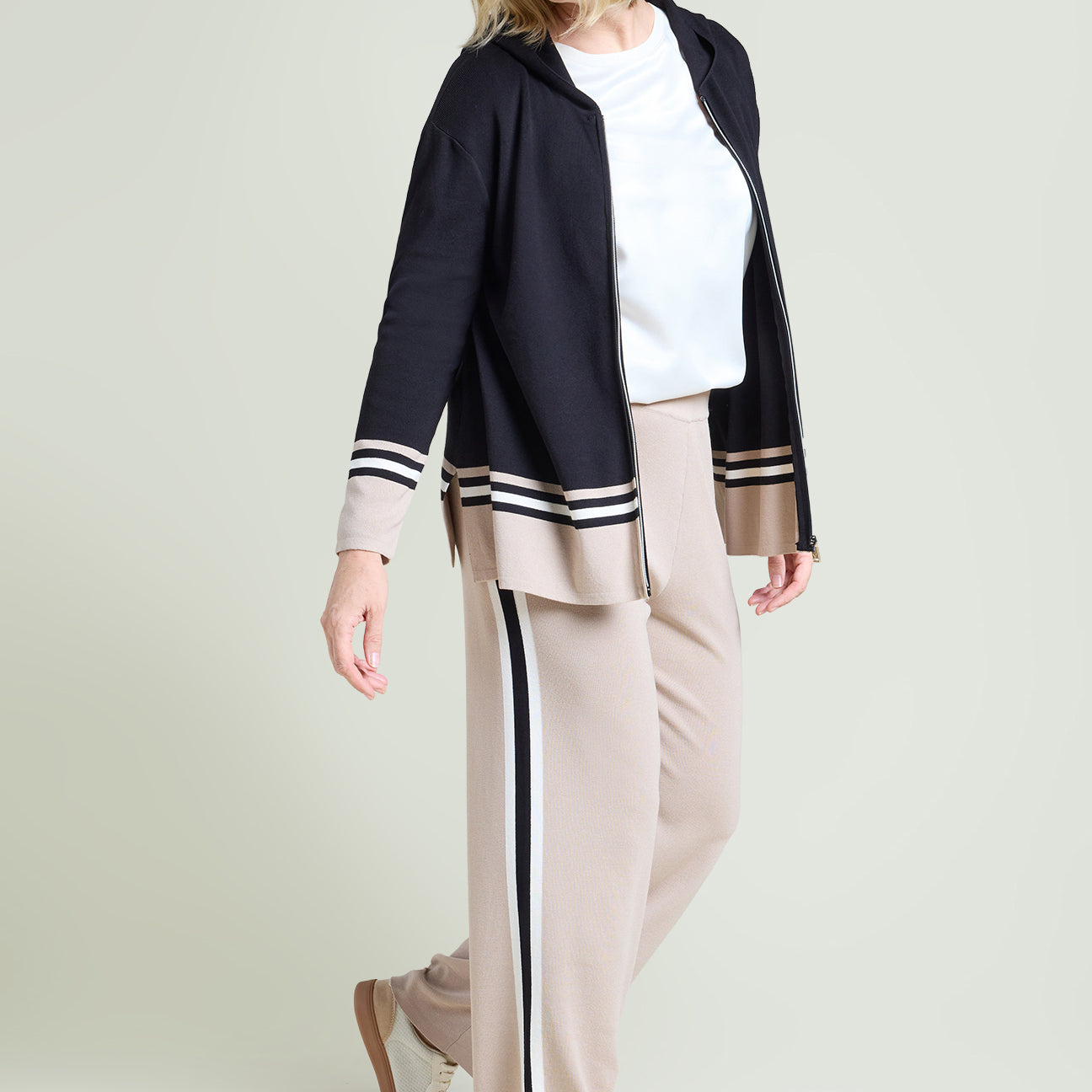 PANTALONI PULL-ON IN MAGLIA CON BANDE