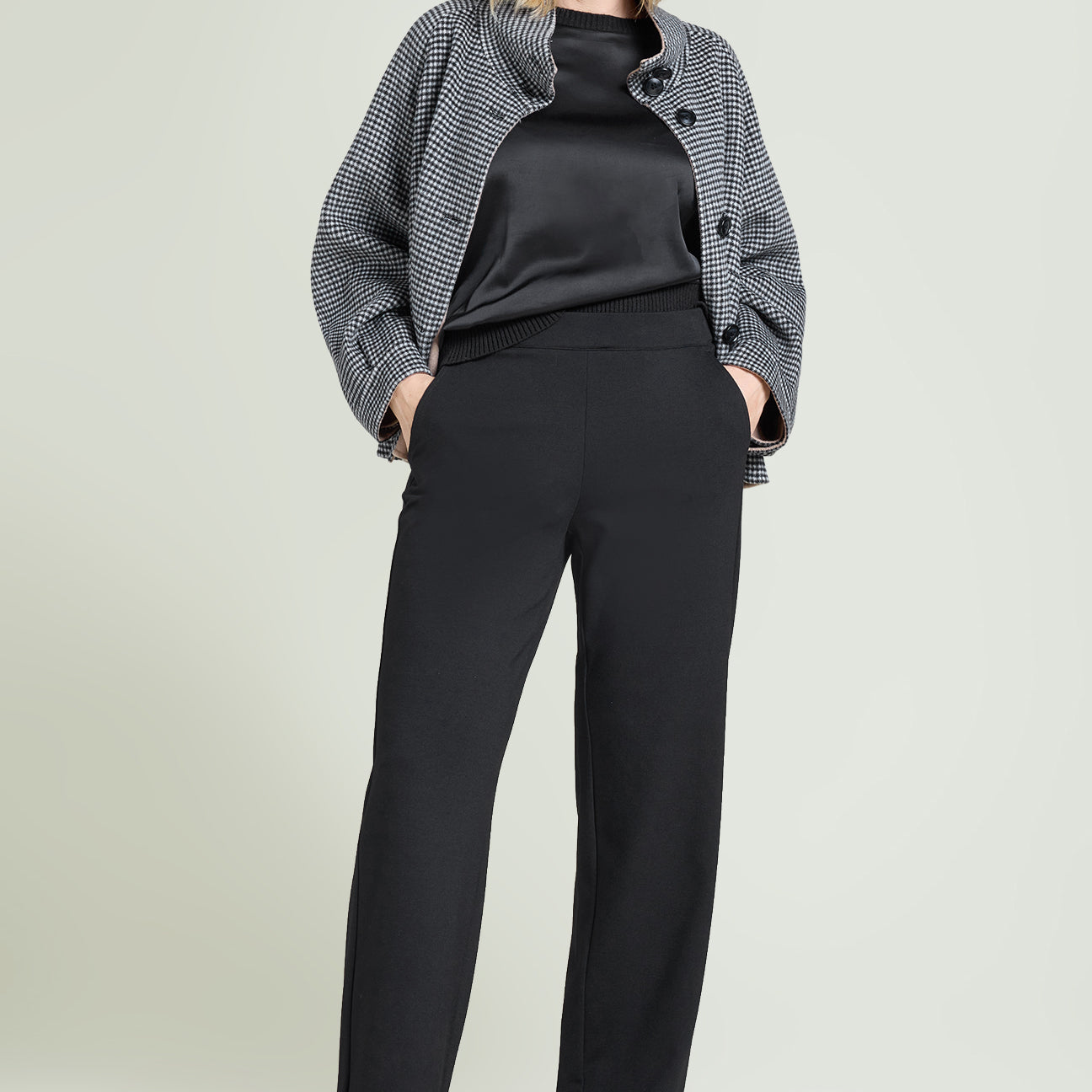 PANTALONI PULL-ON AMPI IN PUNTO MILANO