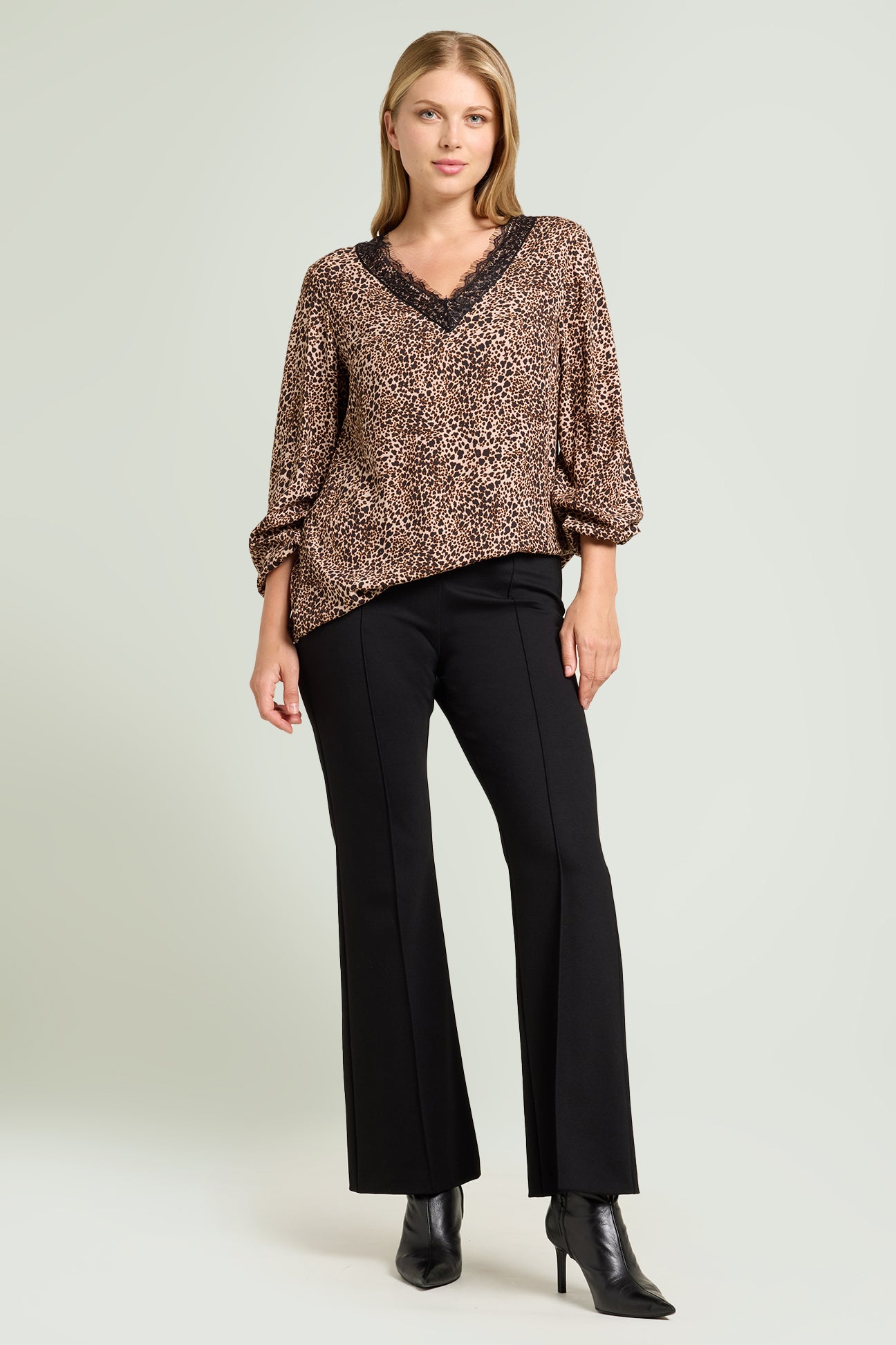 BLUSA CON STAMPA ANIMALIER