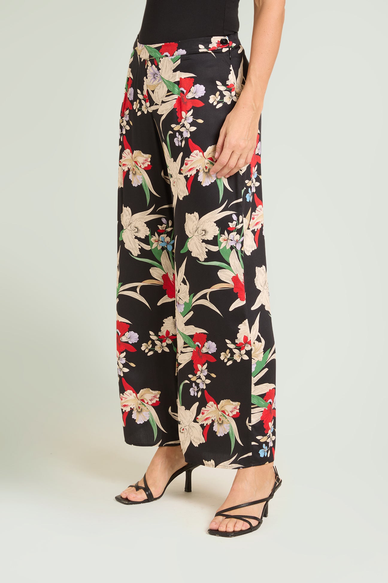 PANTALONI IN SATIN STAMPATO