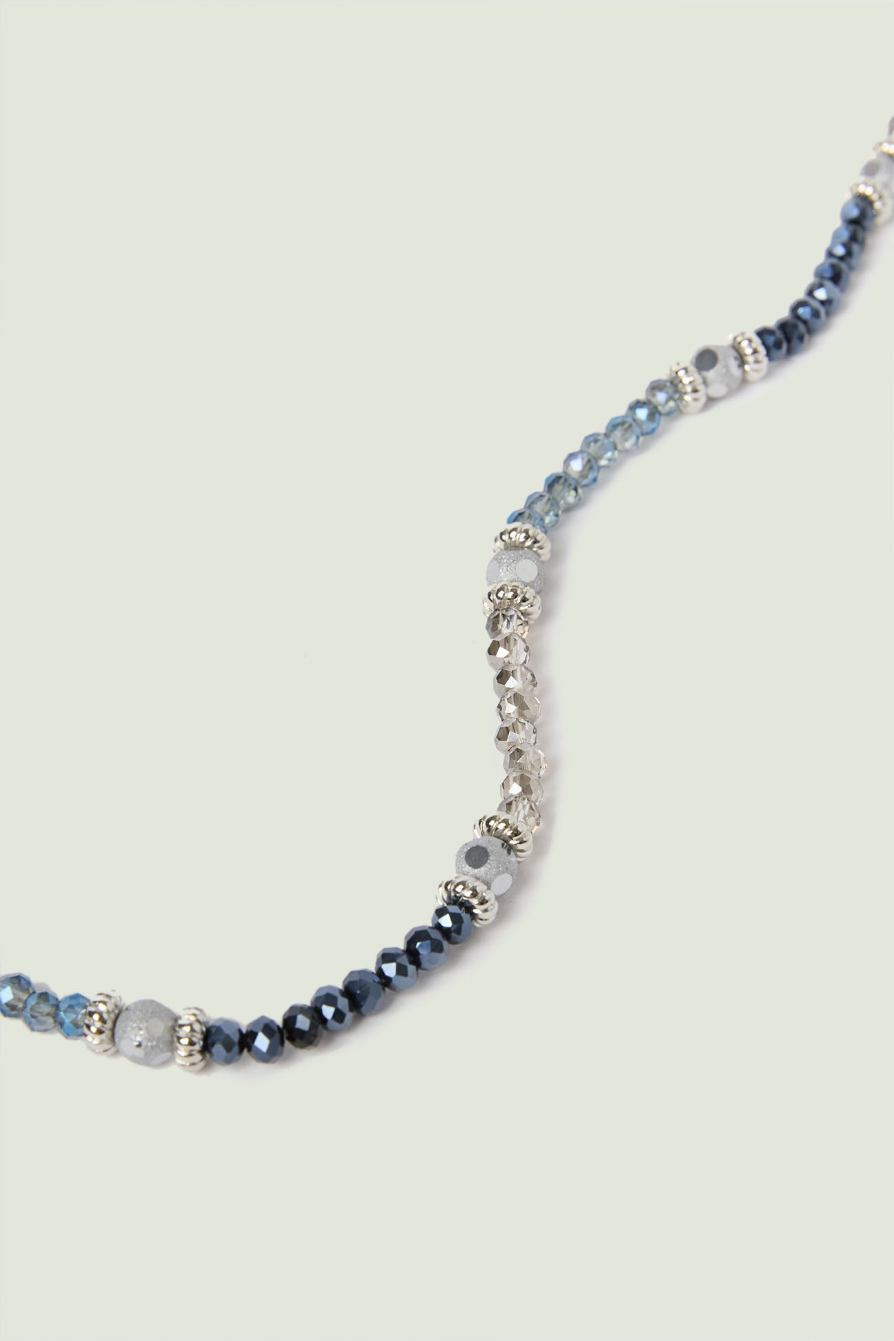 COLLANA CON PERLINE SFACCETTATE E FRANGE
