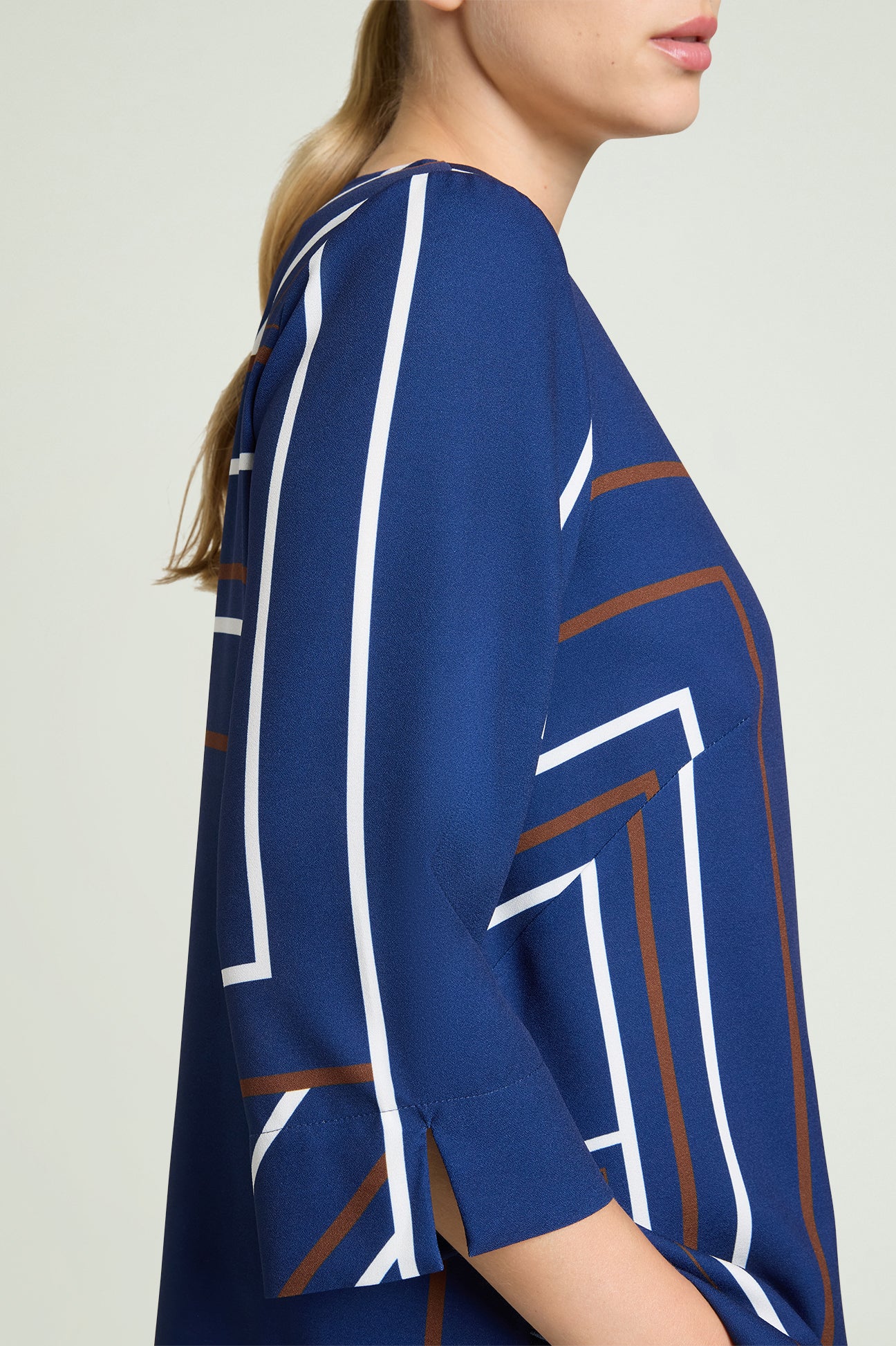 BLUSA IN SABLE' STAMPATO