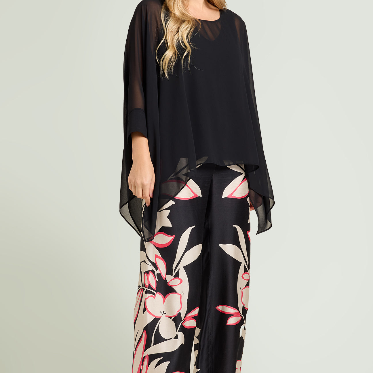 PANTALONI IN SATIN STAMPATO