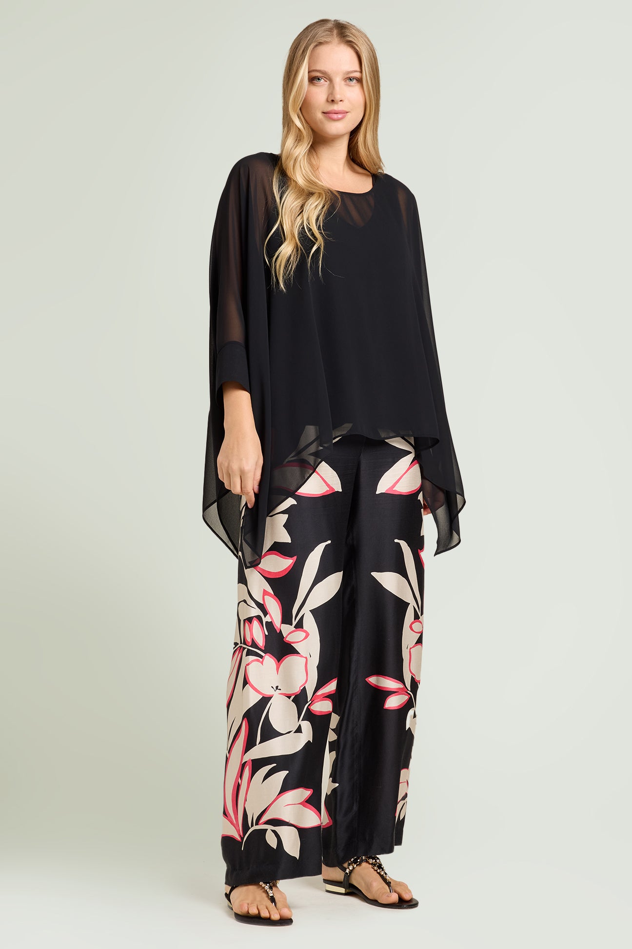 PANTALONI IN SATIN STAMPATO