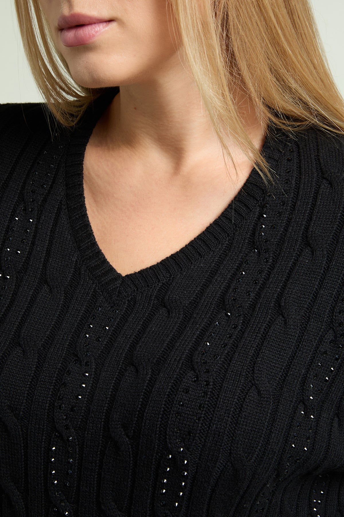 MAGLIA FULL TRECCE CON PUNTI LUCE