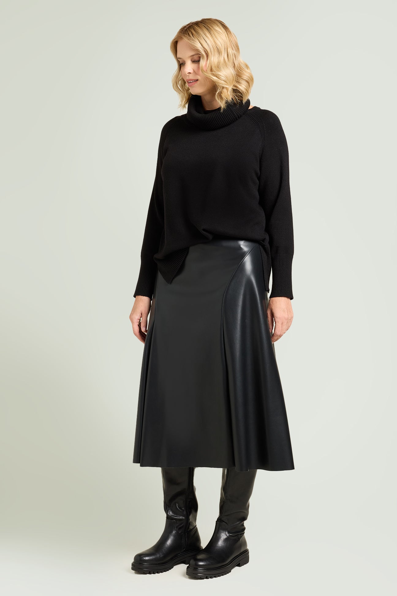 GONNA SVATATA IN TESSUTO SPALMATO