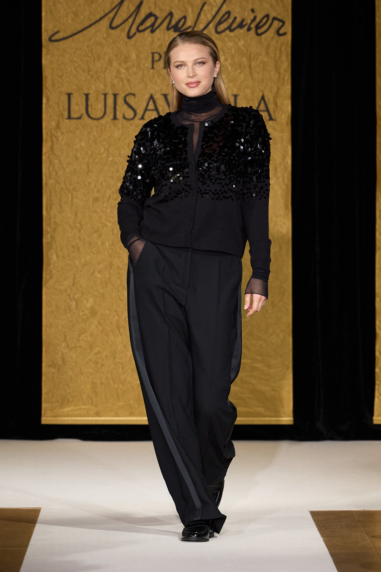 PANTALONI IN CADY CON BANDE IN RASO