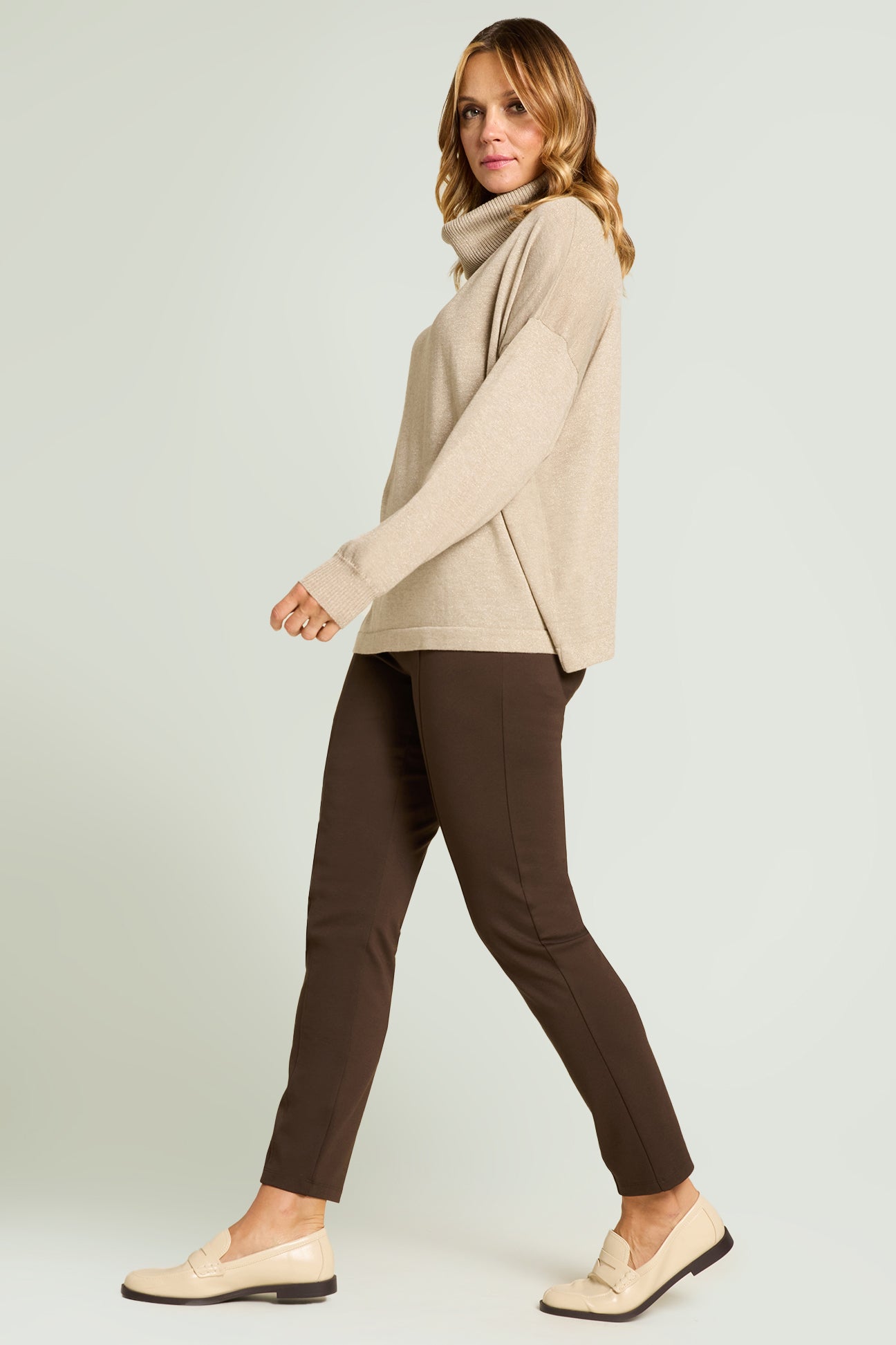 PANTALONI PULL-ON SKINNY CON BASCHINA