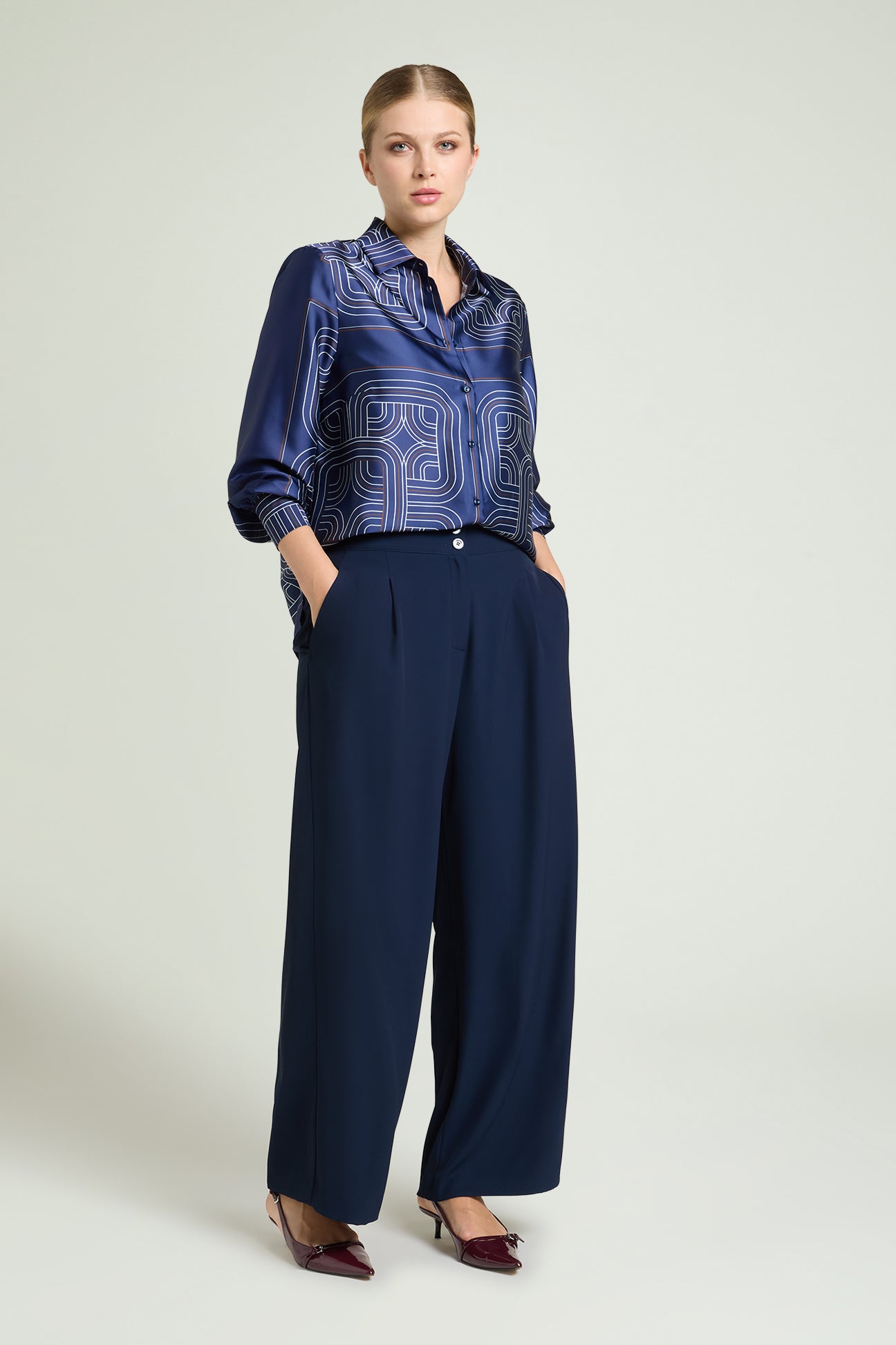 PANTALONI AMPI IN CADY FLUIDO