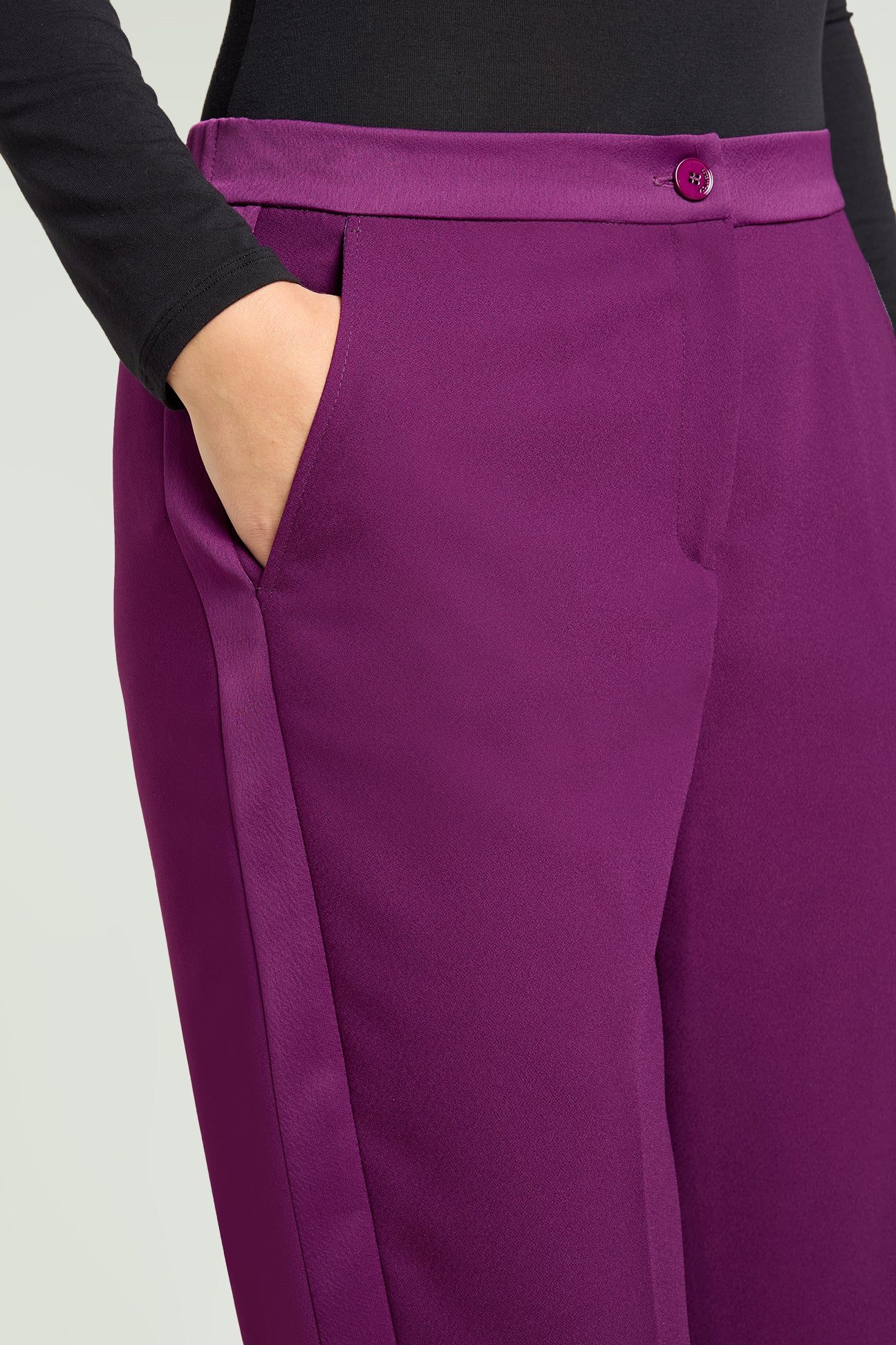 PANTALONI IN CADY CON BANDE IN RASO