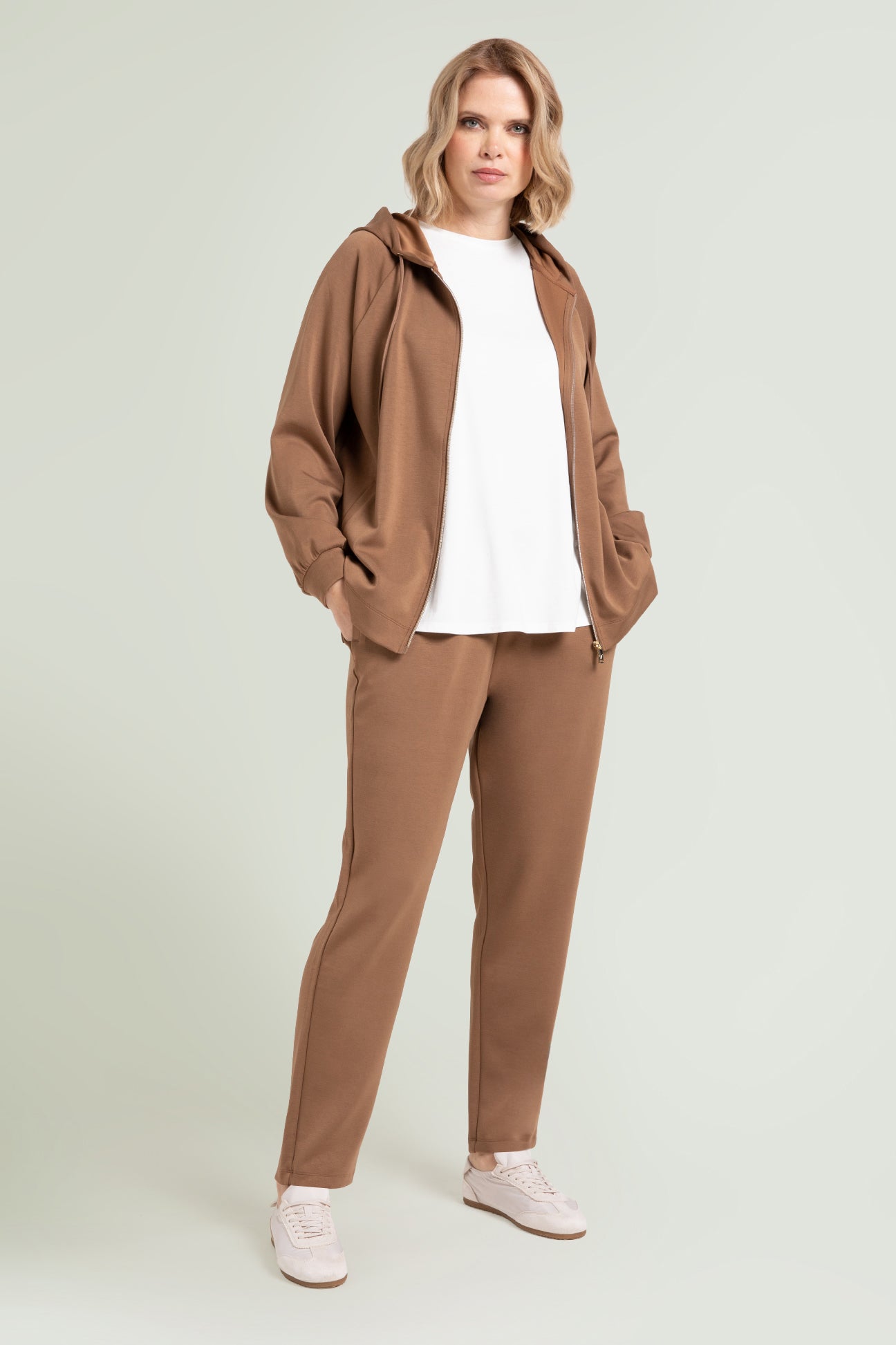 PANTALONI PULL-ON JOGGER IN JERSEY SCUBA