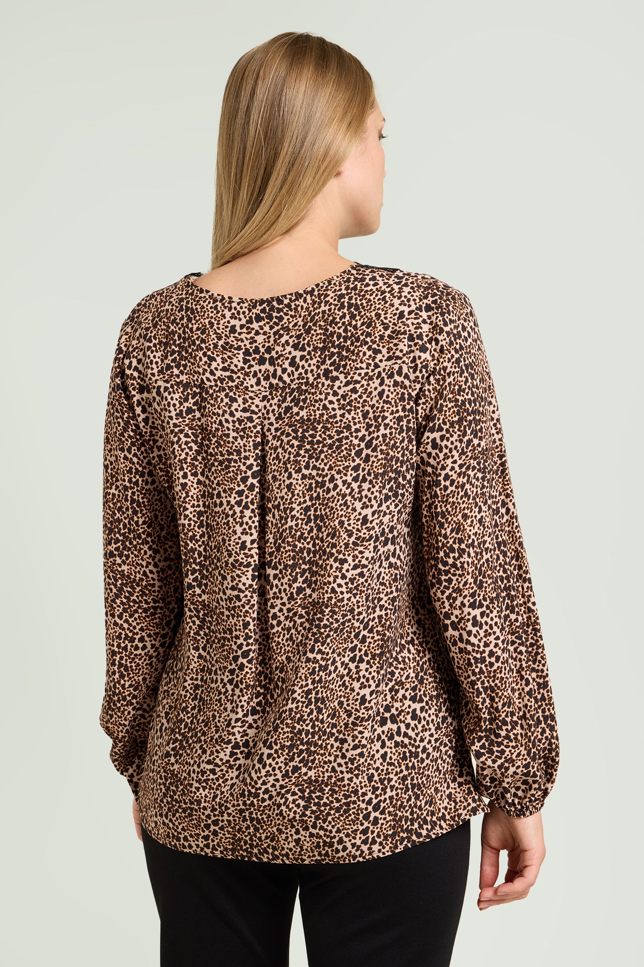 BLUSA CON STAMPA ANIMALIER