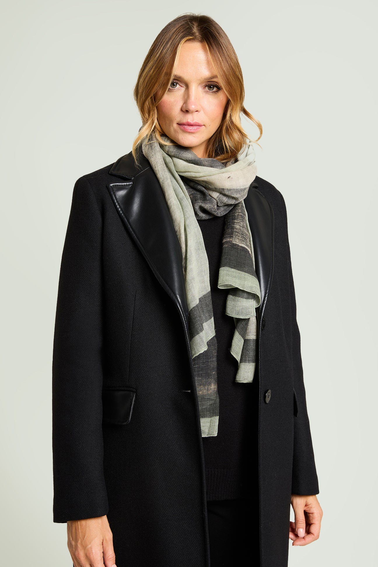 SCIARPA DI PURA LANA CON STAMPA PITTORICA