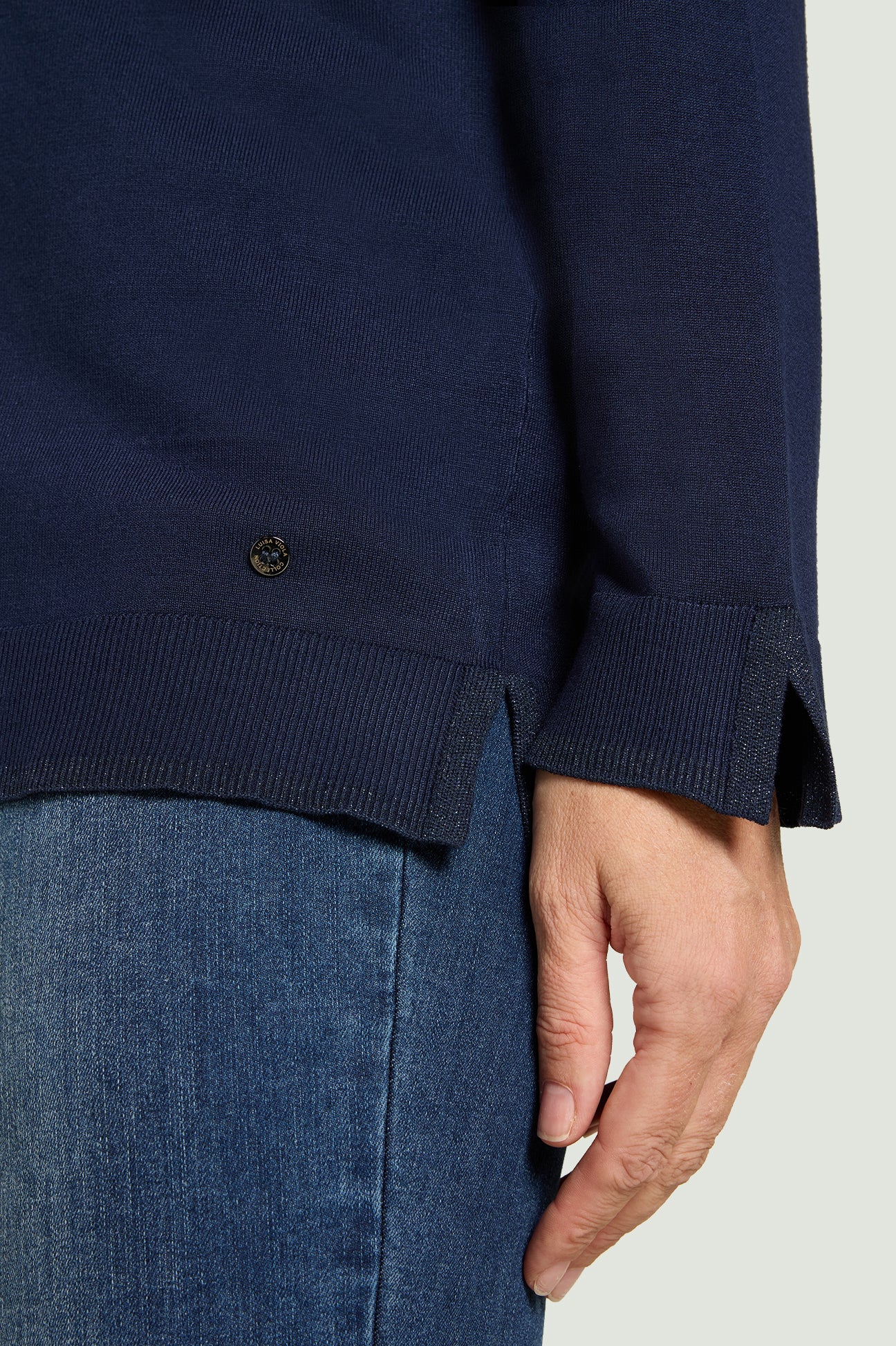 CARDIGAN IN VISCOSA COMFORT