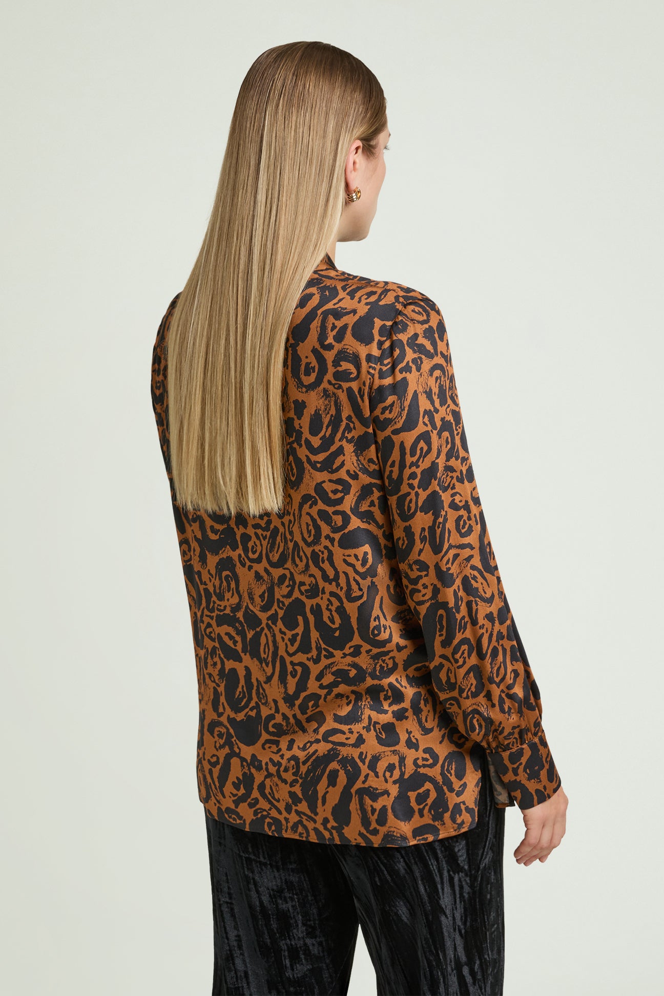 CAMICIA ANIMALIER IN SATIN