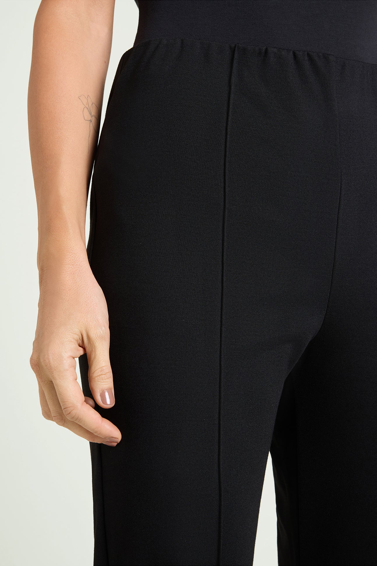 PANTALONI PULL-ON FLARE IN PUNTO MILANO