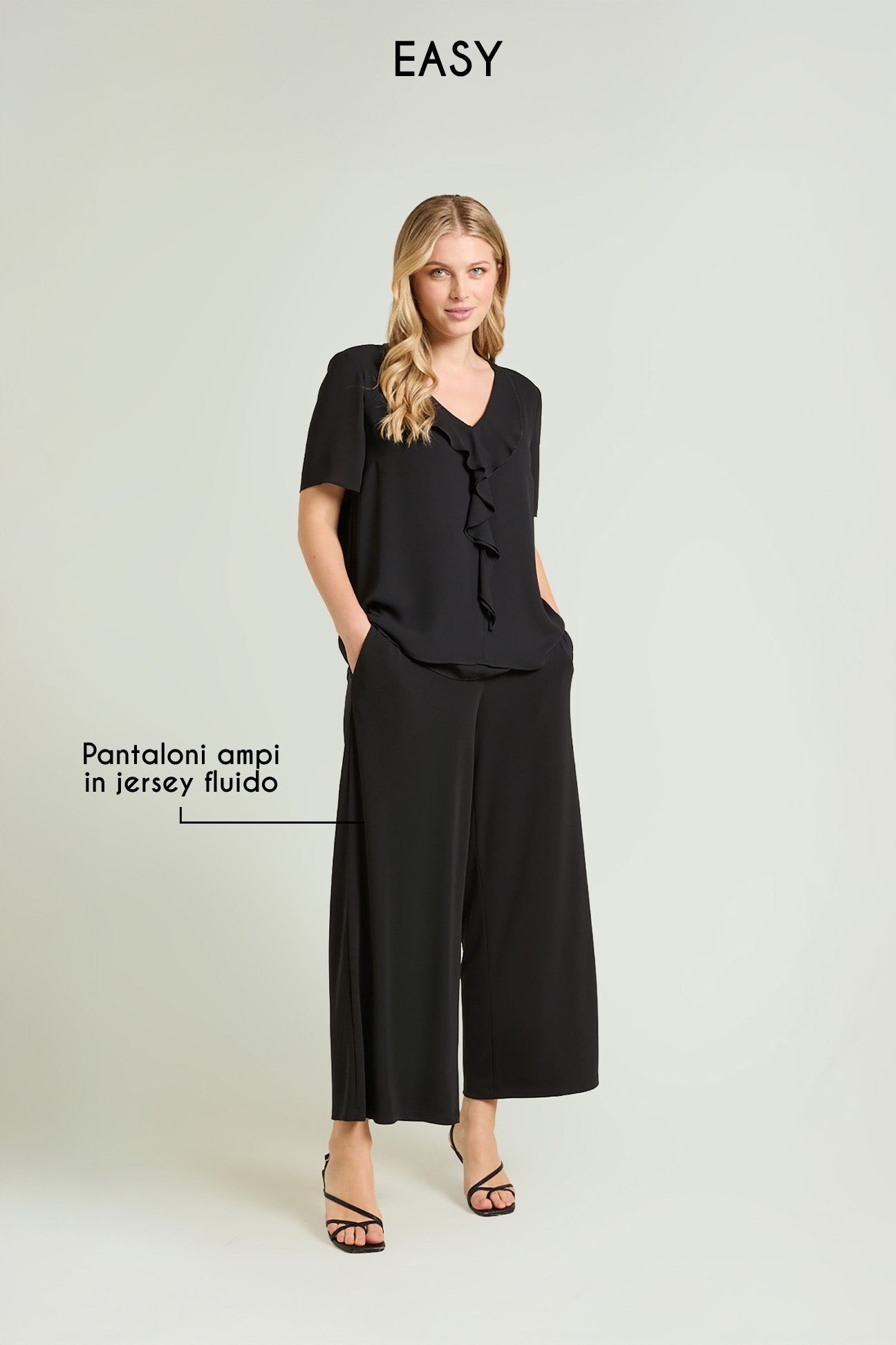 BLUSA CON VOLANT